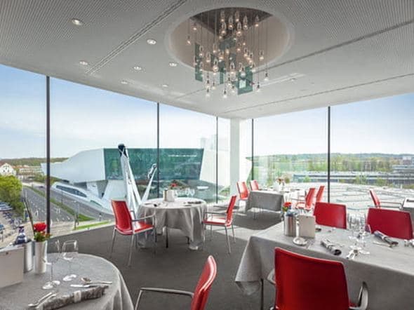 Porsche VIP - The Ultimate Dining Experience